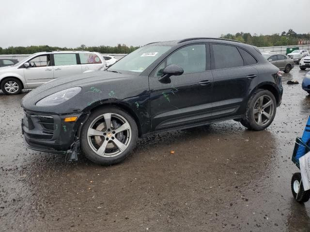 2024 Porsche Macan Base