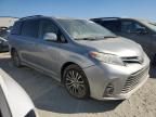 2018 Toyota Sienna XLE