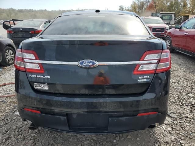 2015 Ford Taurus SEL