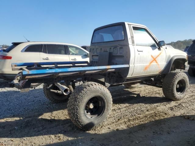 1984 Toyota Pickup RN60