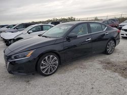 Carros salvage para piezas a la venta en subasta: 2023 Nissan Altima SL