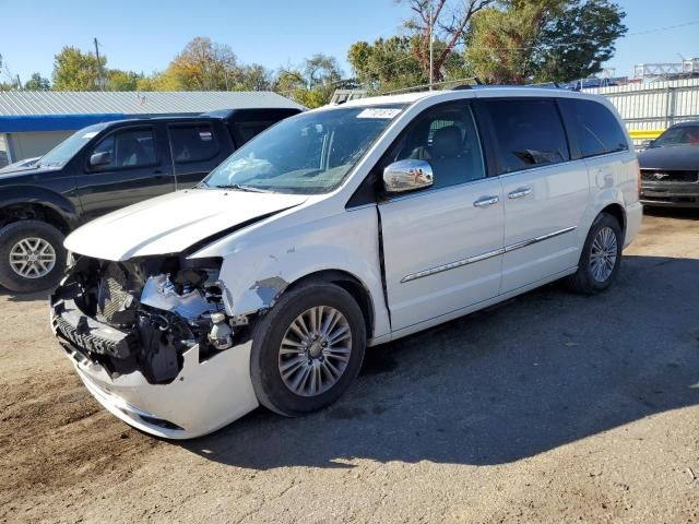 2011 Chrysler Town & Country Limited