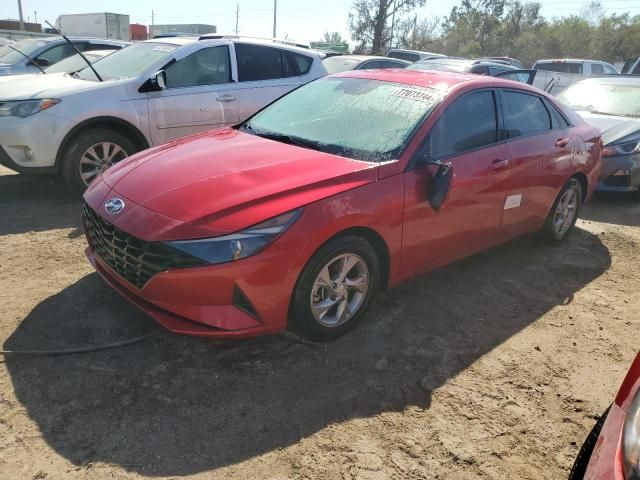 2021 Hyundai Elantra SE