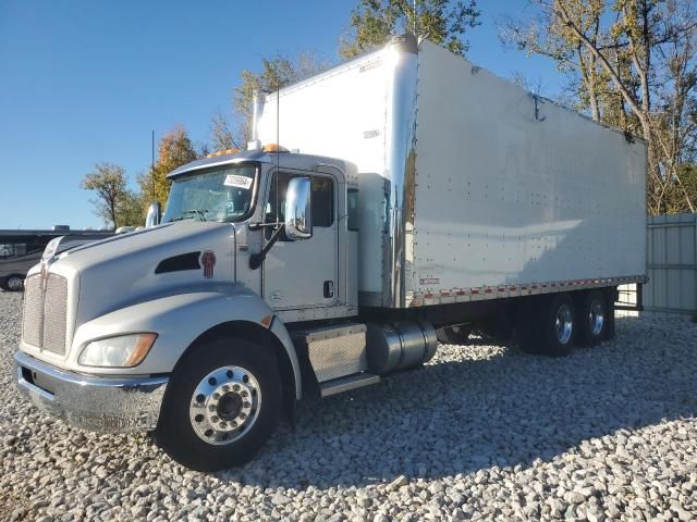 2016 Kenworth Construction T370