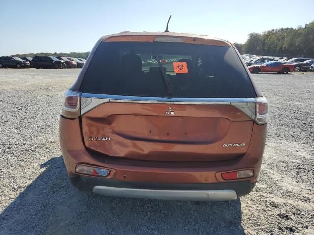 2015 Mitsubishi Outlander SE