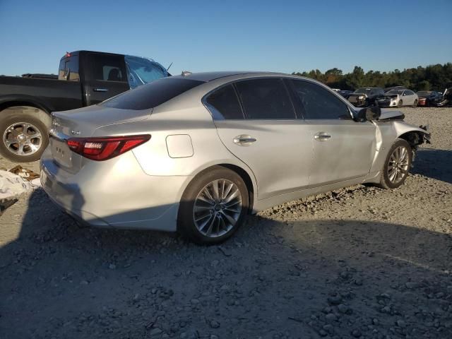 2018 Infiniti Q50 Luxe