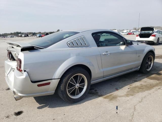 2005 Ford Mustang GT