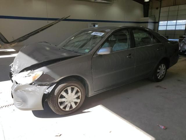 2004 Toyota Camry LE