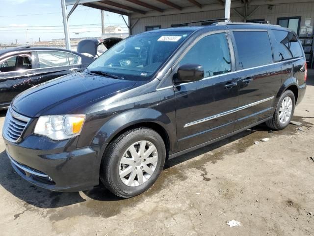 2016 Chrysler Town & Country Touring