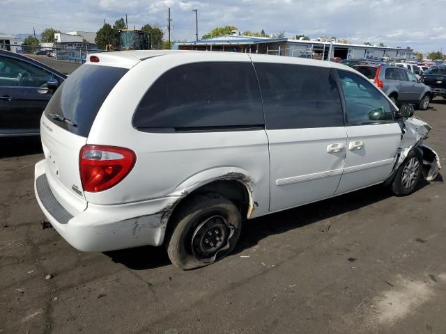 2005 Dodge Grand Caravan SE