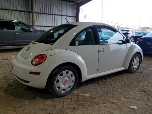 2010 Volkswagen New Beetle