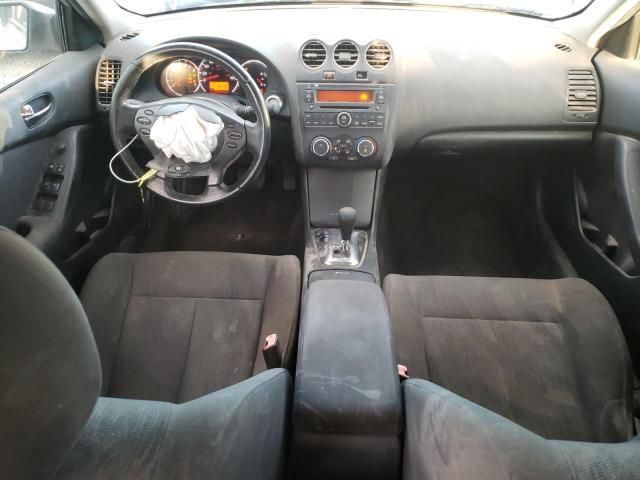 2010 Nissan Altima Base