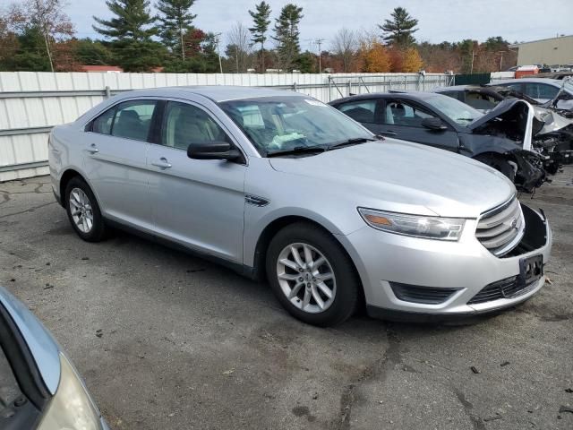 2013 Ford Taurus SE