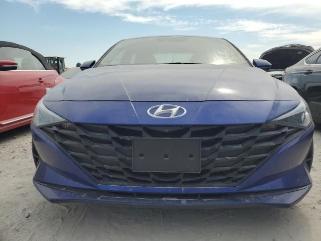 2021 Hyundai Elantra SE