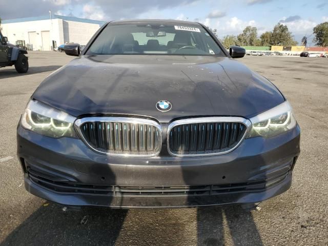 2019 BMW 530E