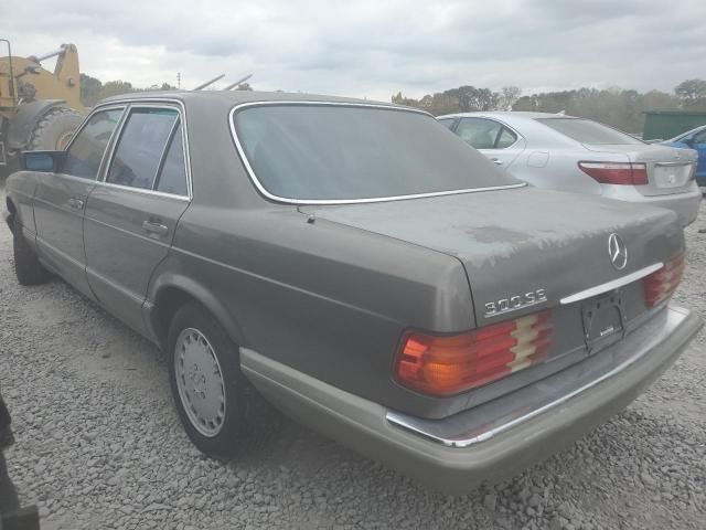 1991 Mercedes-Benz 300 SE