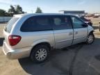 2003 Chrysler Town & Country LX