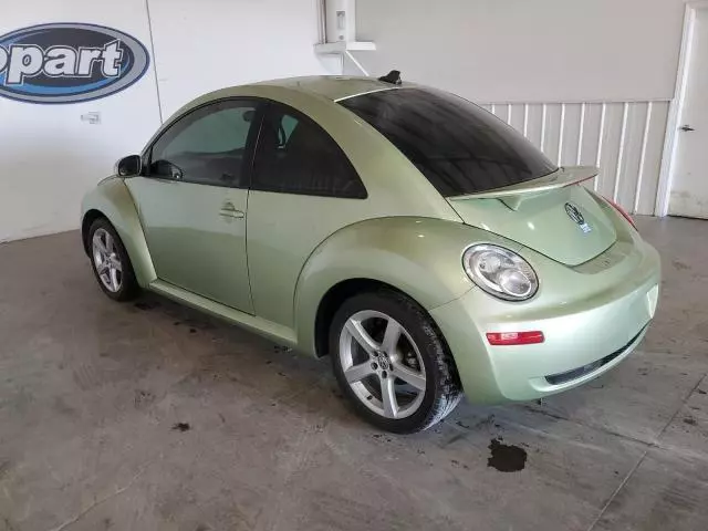 2009 Volkswagen New Beetle S