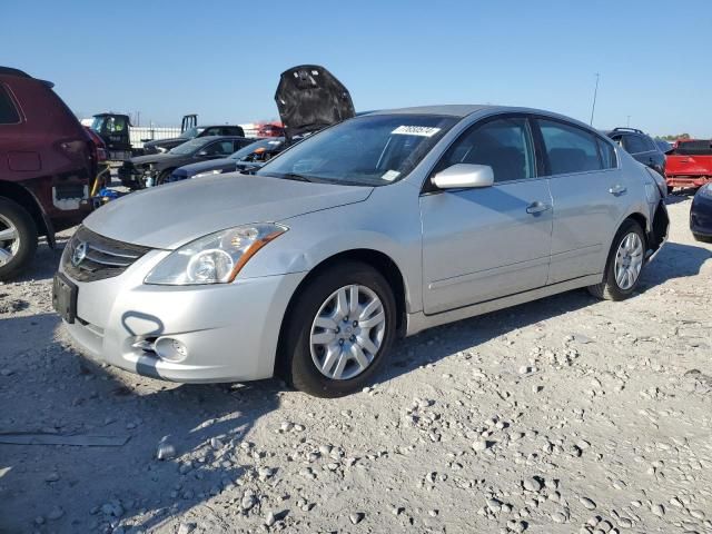 2010 Nissan Altima Base