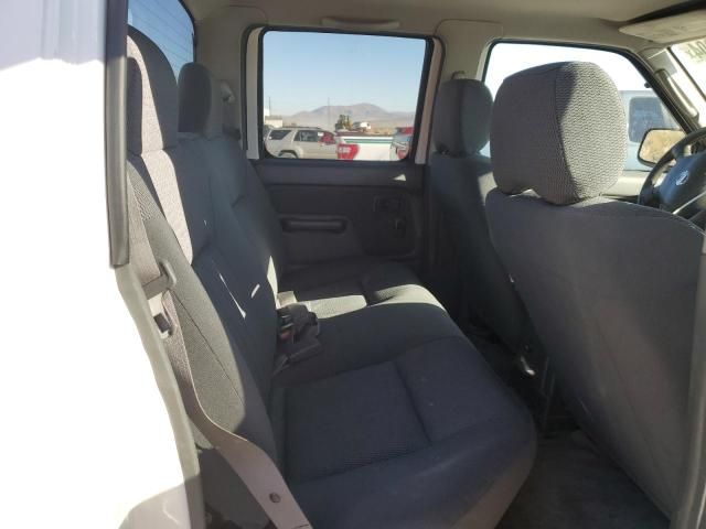 2003 Nissan Frontier Crew Cab XE