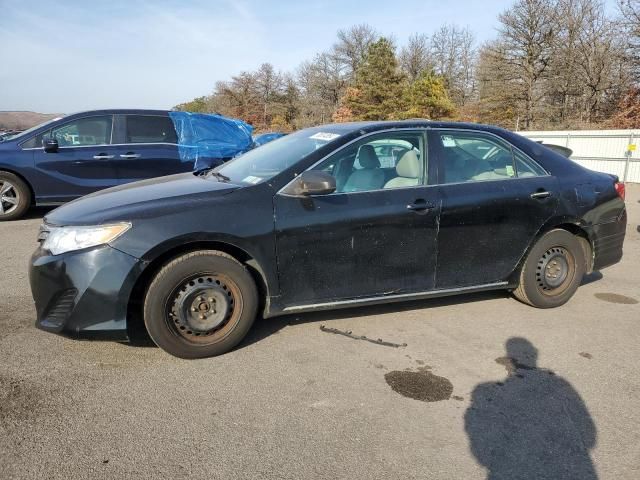 2014 Toyota Camry Hybrid