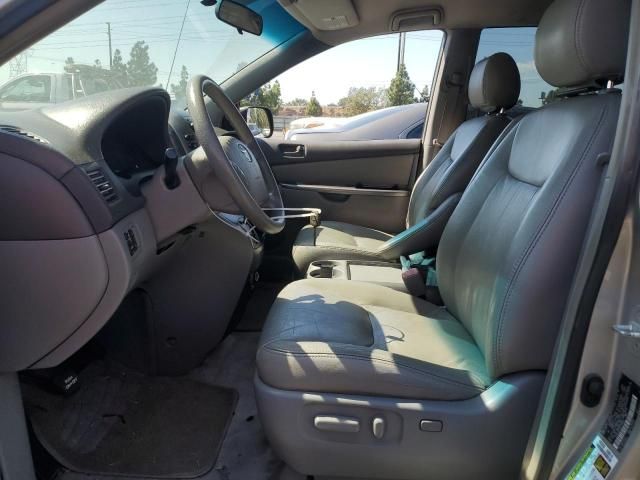 2008 Toyota Sienna CE