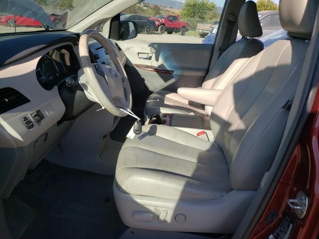 2014 Toyota Sienna XLE