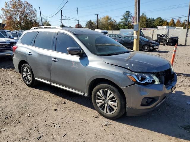 2020 Nissan Pathfinder SV