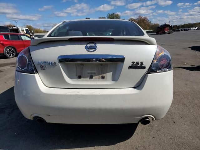 2011 Nissan Altima Base