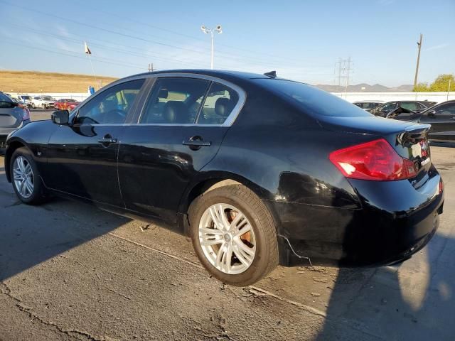 2015 Infiniti Q40