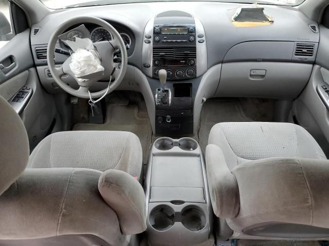 2006 Toyota Sienna CE