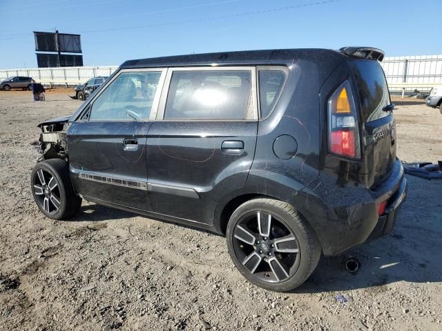 2010 KIA Soul +