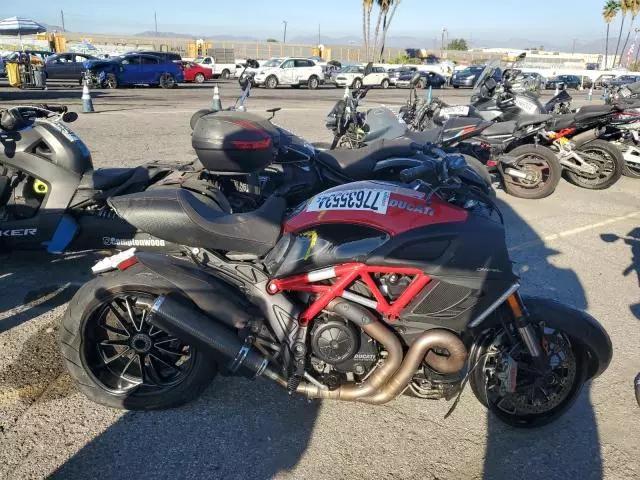 2011 Ducati Diavel