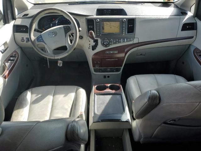 2012 Toyota Sienna XLE