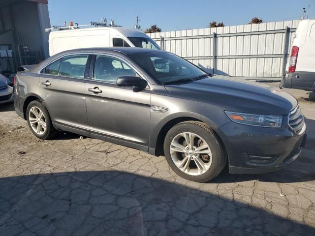 2017 Ford Taurus SEL