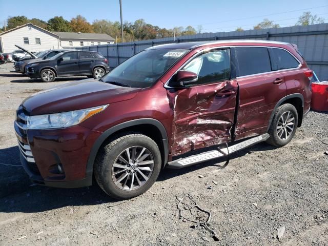 2018 Toyota Highlander SE