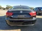 2014 Volkswagen Passat SE