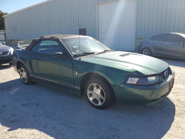 2000 Ford Mustang