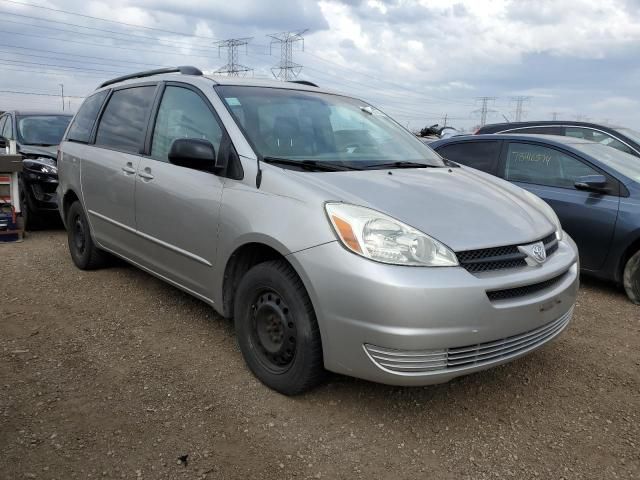 2004 Toyota Sienna CE