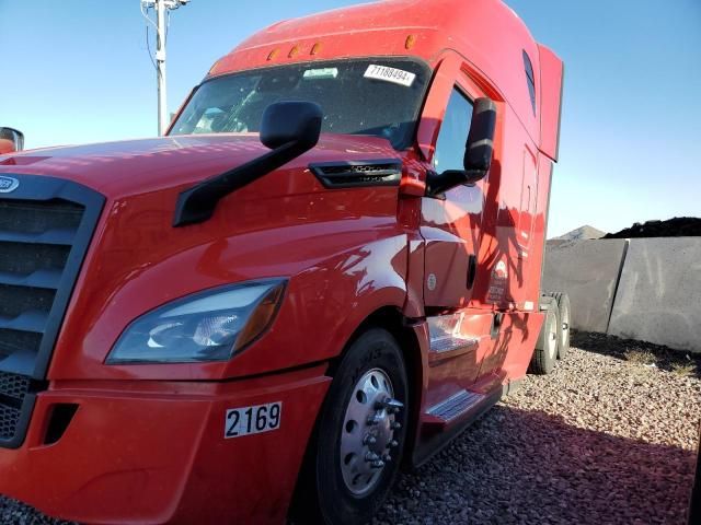 2023 Freightliner Cascadia 126