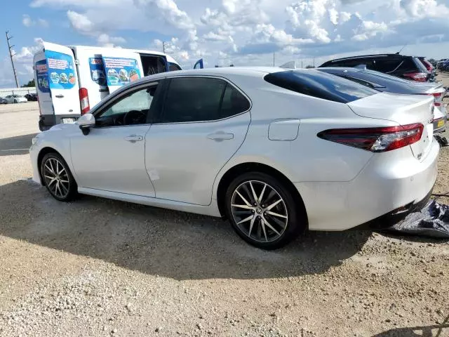 2022 Toyota Camry XLE