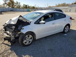 KIA Vehiculos salvage en venta: 2015 KIA Forte LX