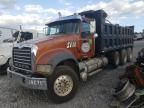 2009 Mack 700 GU700