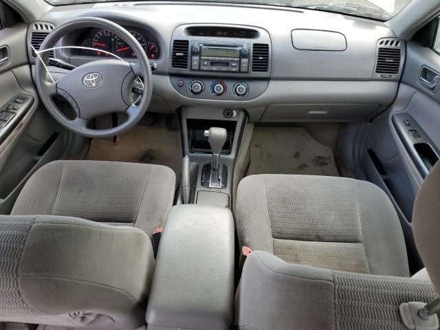 2005 Toyota Camry LE