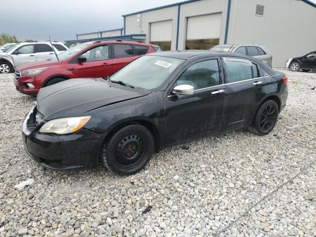 2013 Chrysler 200 Limited