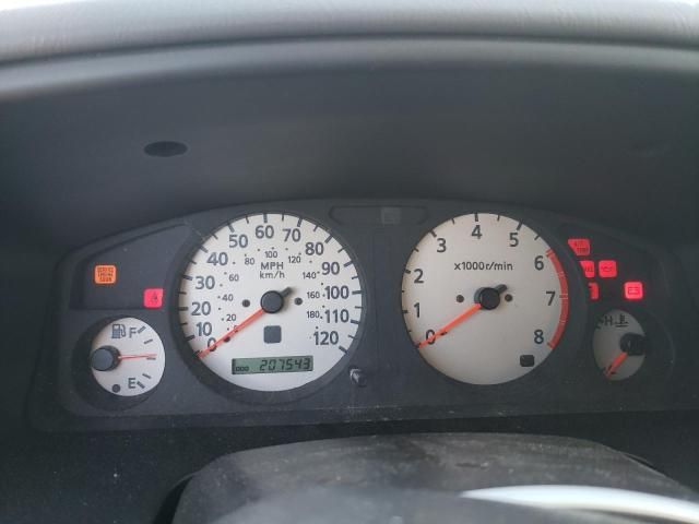 2000 Nissan Pathfinder LE