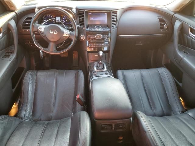 2016 Infiniti QX70