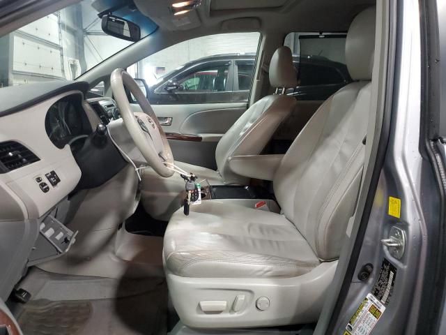 2011 Toyota Sienna XLE