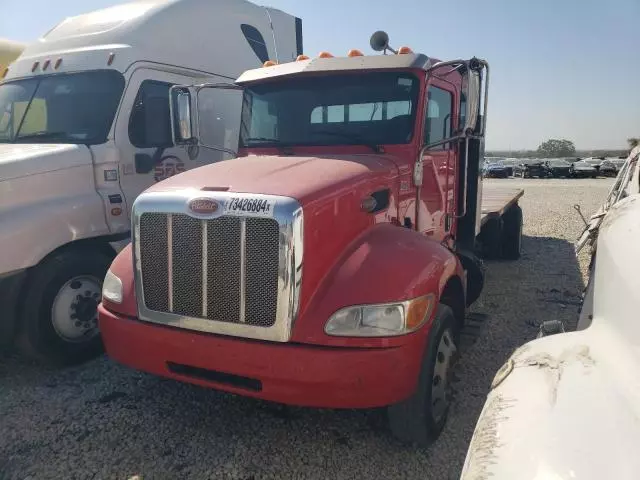 2019 Peterbilt 337