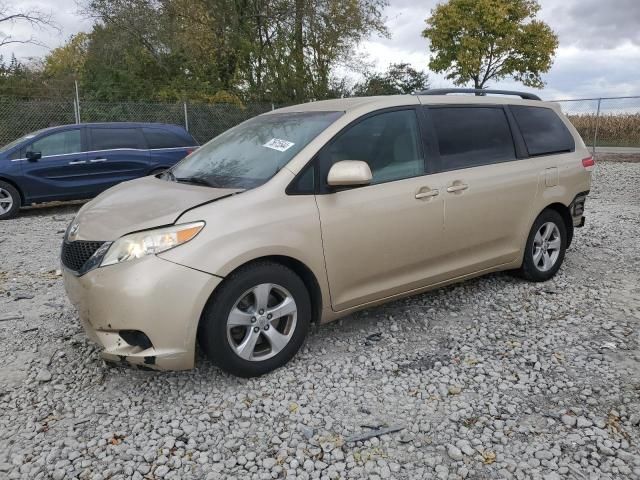 2011 Toyota Sienna LE